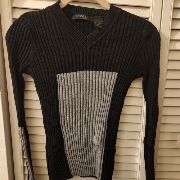 Express Sweater size XS - Picture 1 of 2